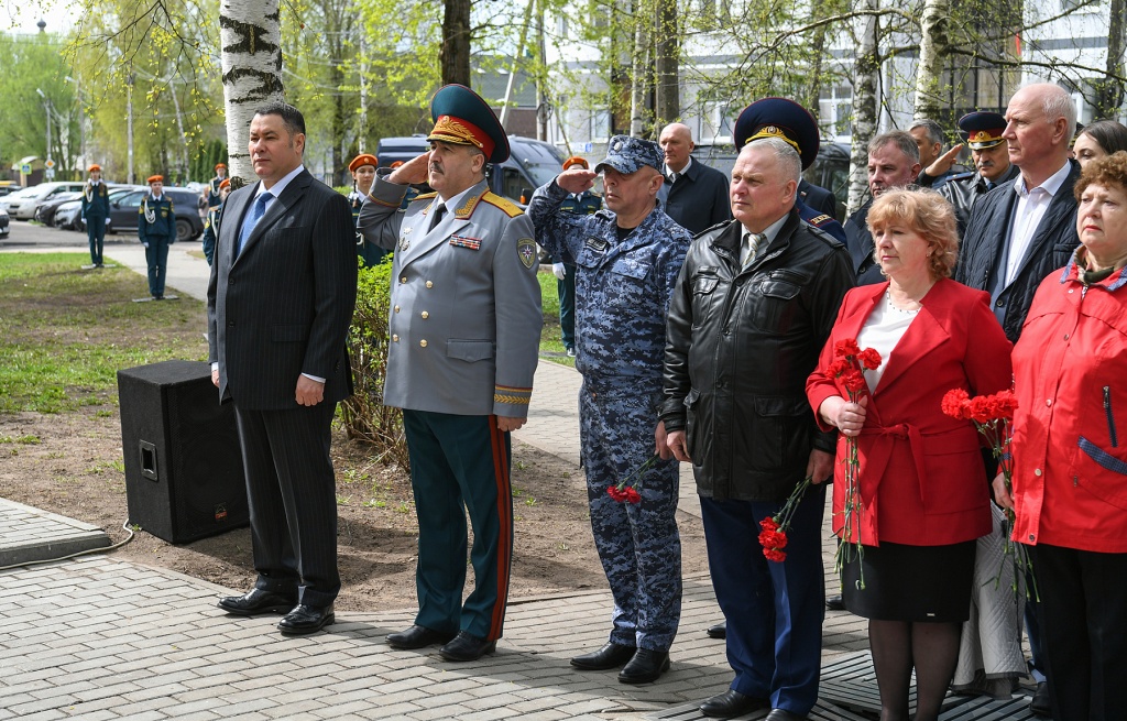Губернатор поздравил ветеранов пожарной охраны Тверской области и наградил сотрудников МЧС
